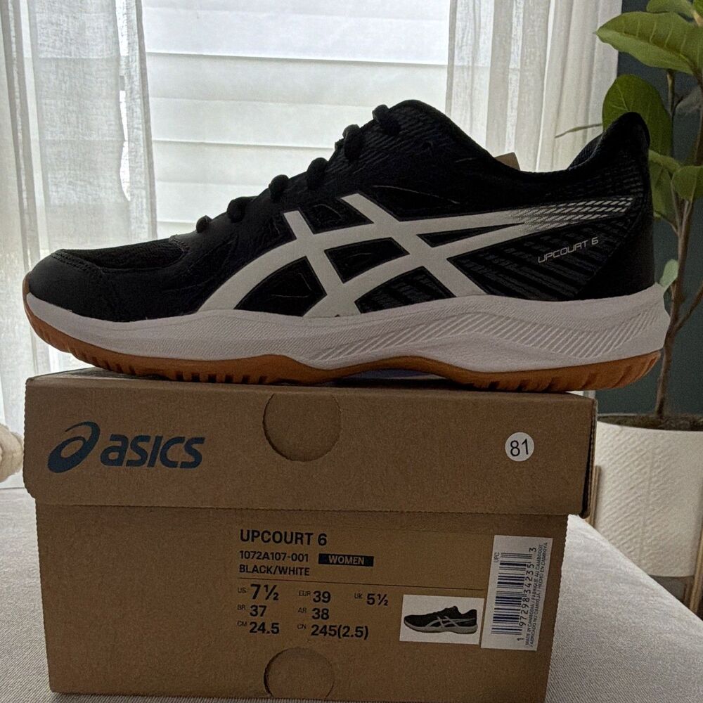 ⁠ASICS Upcourt 6 Womens Indoor Volleyball Court Shoes Size 7.5 Black White NIB